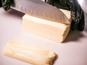 Palitos de mussarela sem glúten recheados – deliciosos bolsos de Mozz